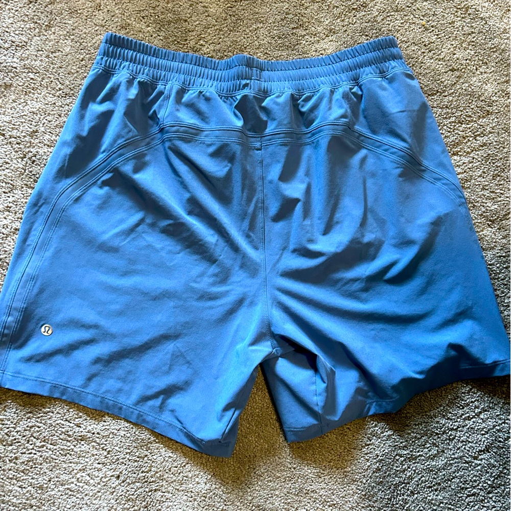 Men’s Lululemon Pacebreaker linerless shorts. Size Large. 7’ inseam